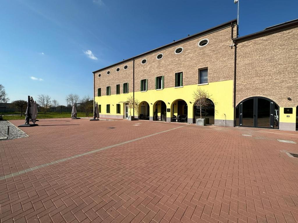 Pensión Royal Garden Luxury Padua