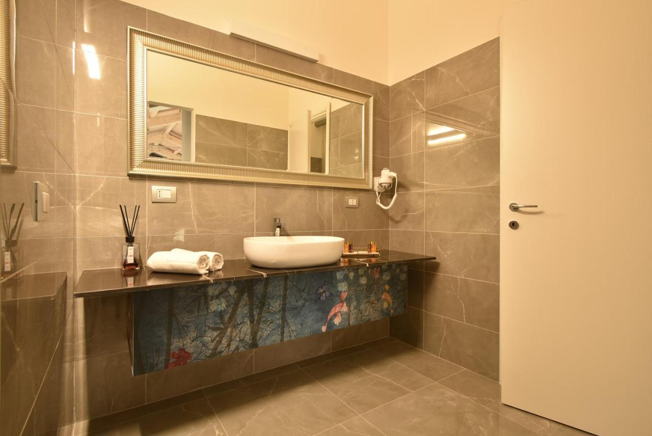 Royal Garden Luxury Pensión *